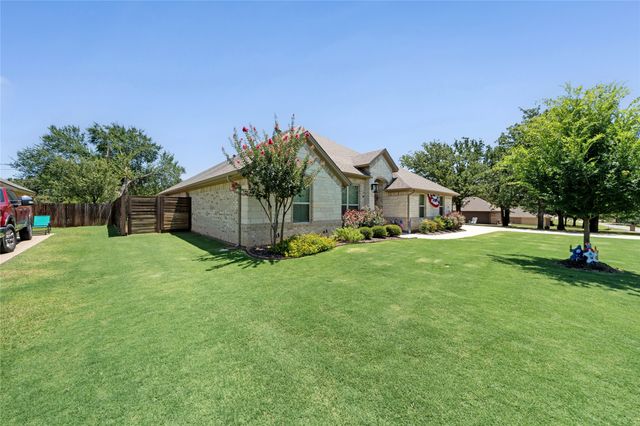 4706 W Wedgefield Road, Granbury, TX 76049