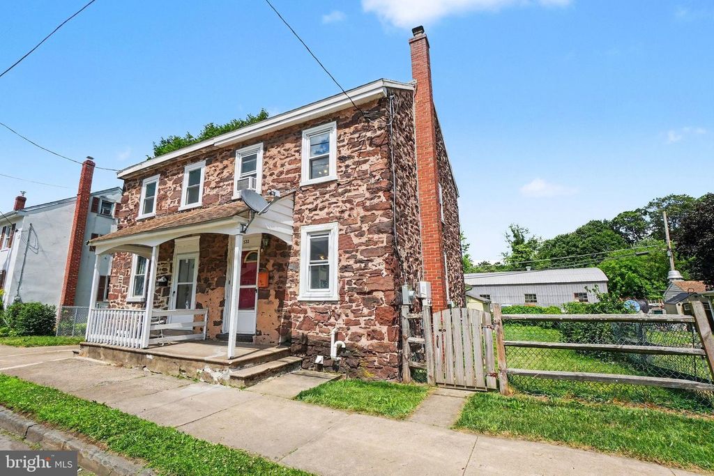 133 S MILL ST, Birdsboro, PA 19508