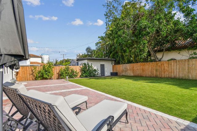 3120 S JULIA CIRCLE, Tampa, FL 33629