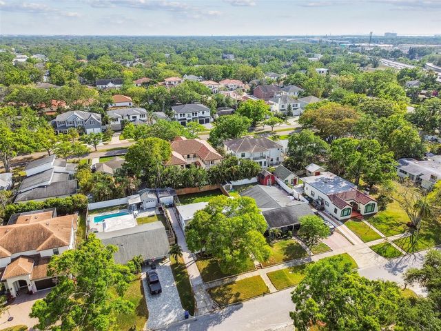 3120 S JULIA CIRCLE, Tampa, FL 33629