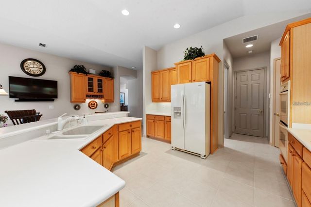 6108 STILLWATER COURT, University Park, FL 34201