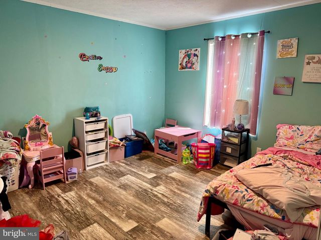386 ROYAL CREST DR, Martinsburg, WV 25405