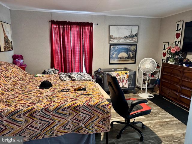 386 ROYAL CREST DR, Martinsburg, WV 25405
