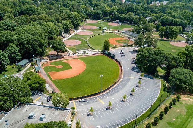 3820 Roswell Road NE 1005, Atlanta, GA 30342