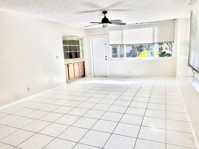 2865 SW 22nd Avenue 108, Delray Beach, FL 33445