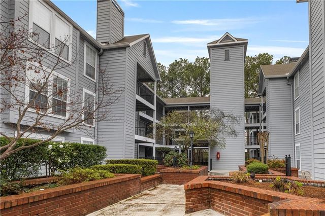 640 Granville Court, Atlanta, GA 30328
