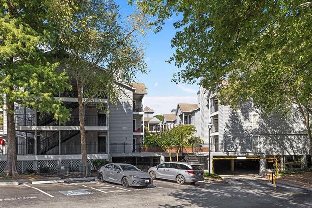 640 Granville Court, Atlanta, GA 30328