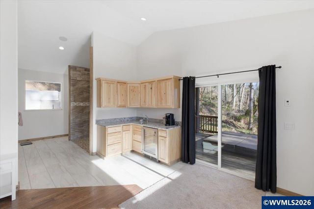 53 Olalla Rd, Toledo, OR 97391