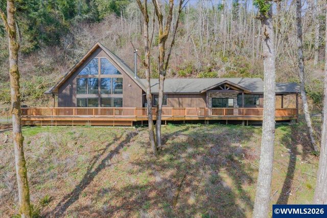 53 Olalla Rd, Toledo, OR 97391