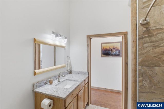 53 Olalla Rd, Toledo, OR 97391