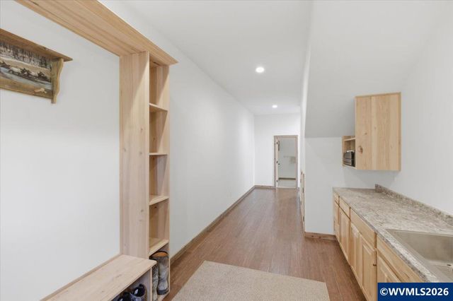 53 Olalla Rd, Toledo, OR 97391