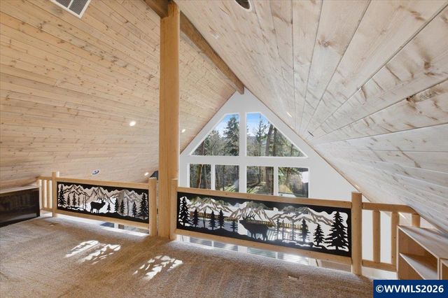 53 Olalla Rd, Toledo, OR 97391