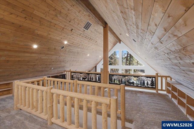 53 Olalla Rd, Toledo, OR 97391