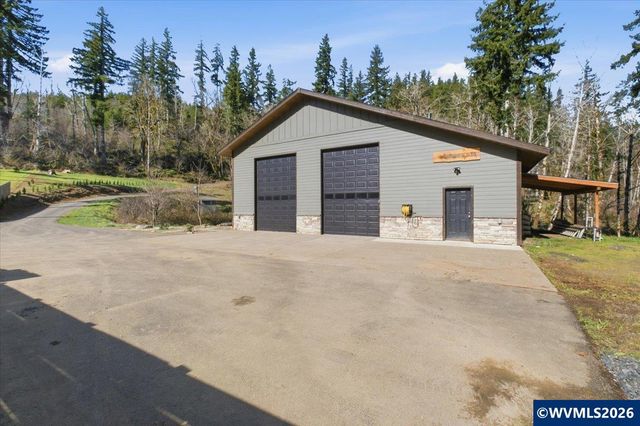 53 Olalla Rd, Toledo, OR 97391
