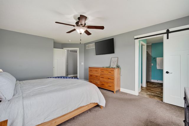 3221 4th Avenue SE, Altoona, IA 50009