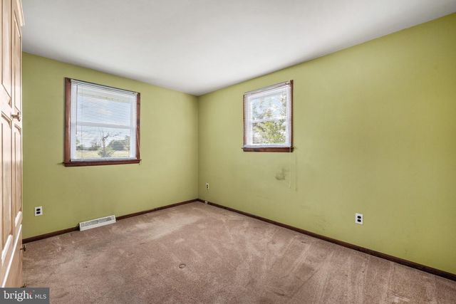 1683 DUTCH MILL RD, Franklinville, NJ 08322