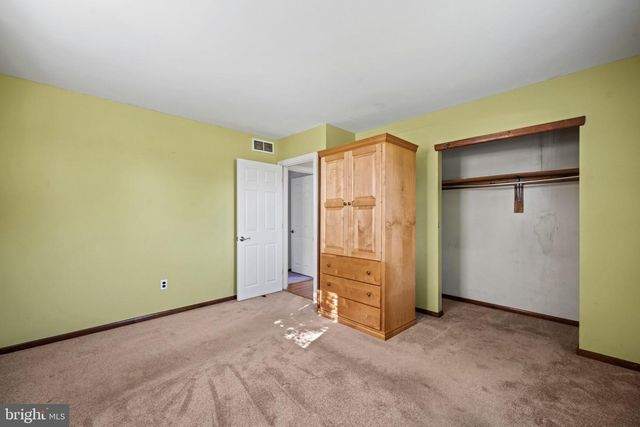 1683 DUTCH MILL RD, Franklinville, NJ 08322