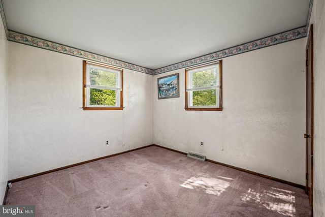 1683 DUTCH MILL RD, Franklinville, NJ 08322