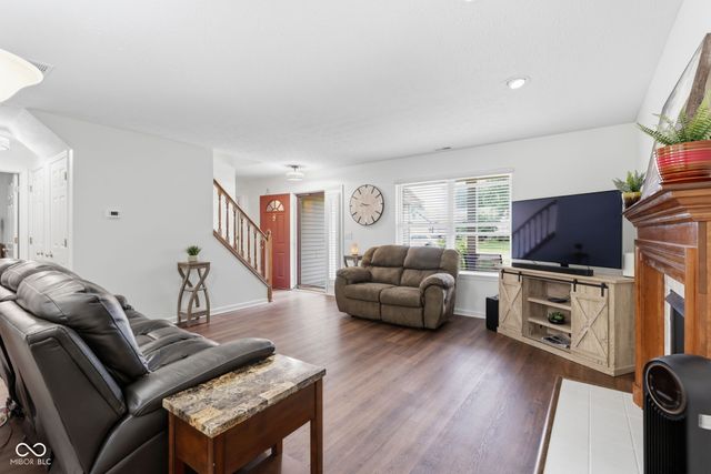 10632 Ashview Drive, Fishers, IN 46038