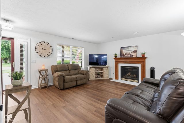 10632 Ashview Drive, Fishers, IN 46038