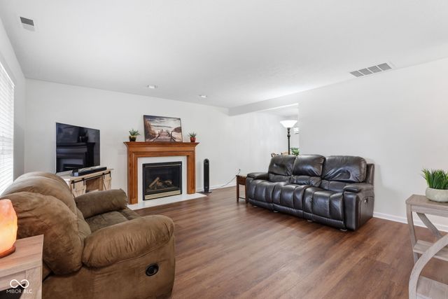 10632 Ashview Drive, Fishers, IN 46038