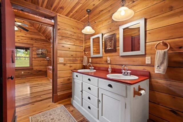 249 Diamond Lane, Wallingford, KY 41093