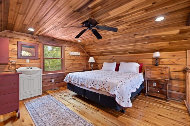 249 Diamond Lane, Wallingford, KY 41093