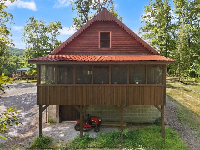 249 Diamond Lane, Wallingford, KY 41093