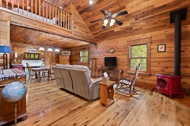 249 Diamond Lane, Wallingford, KY 41093