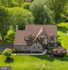 500 NEWPORT CIRCLE, Langhorne, PA 19053