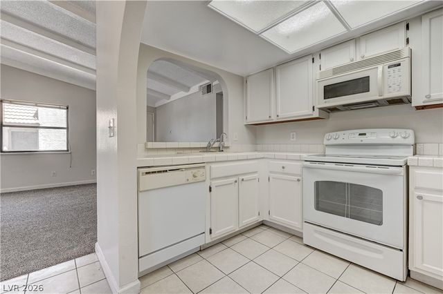 6149 Oakey Boulevard C, Las Vegas, NV 89146