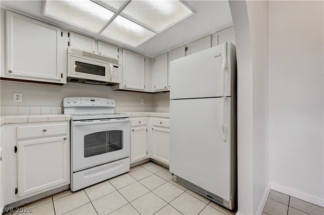 6149 Oakey Boulevard C, Las Vegas, NV 89146