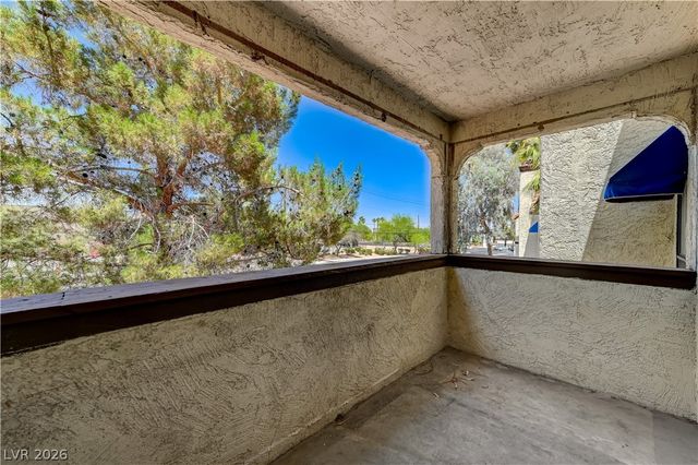 6149 Oakey Boulevard C, Las Vegas, NV 89146