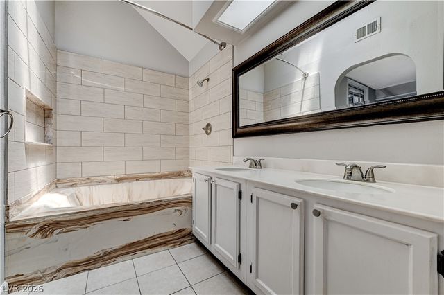 6149 Oakey Boulevard C, Las Vegas, NV 89146
