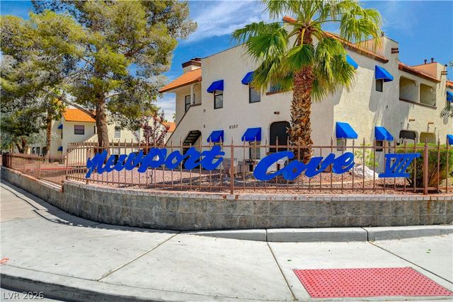 6149 Oakey Boulevard C, Las Vegas, NV 89146