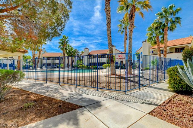 6149 Oakey Boulevard C, Las Vegas, NV 89146