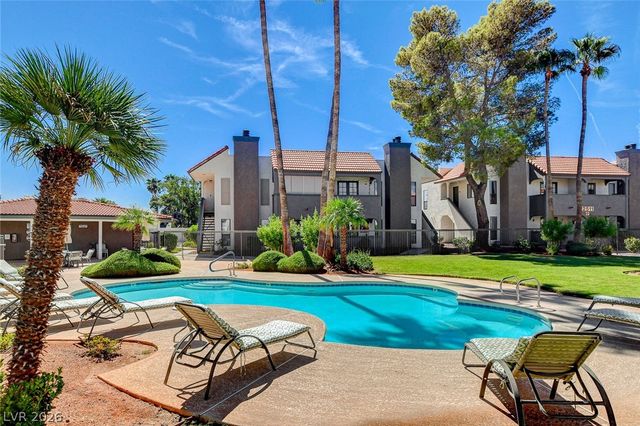 6149 Oakey Boulevard C, Las Vegas, NV 89146