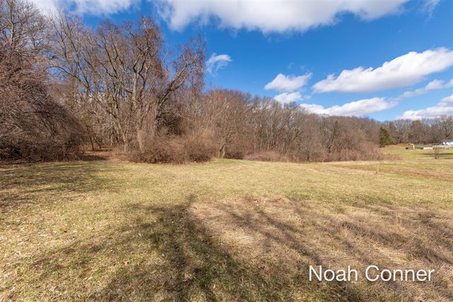 6950 Barkley Creek Drive, Rockford, MI 49341