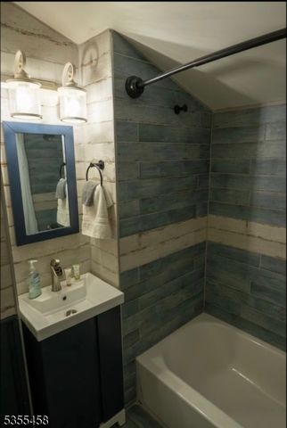 14 Luchetti Way, Andover Twp., NJ 07860