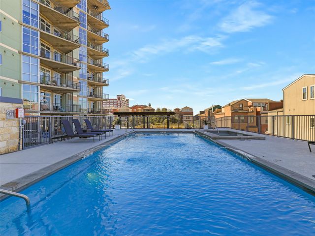 1001 Belleview Street 307, Dallas, TX 75215