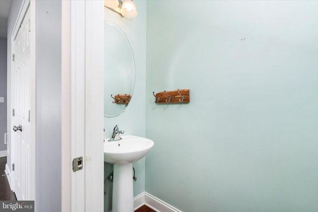15 MELVILLE CT, Medford, NJ 08055