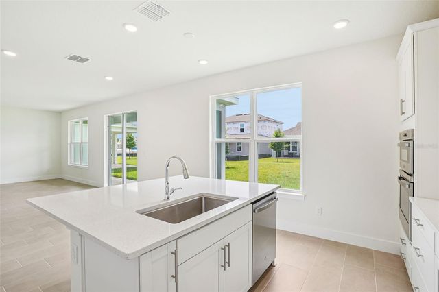30333 EMERALD FOREST DRIVE, Mount Dora, FL 32757