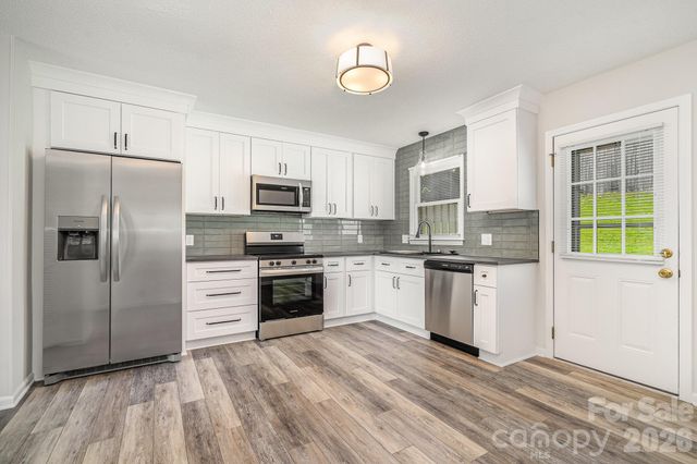 434 Stoneycreek Lane, Rock Hill, SC 29730