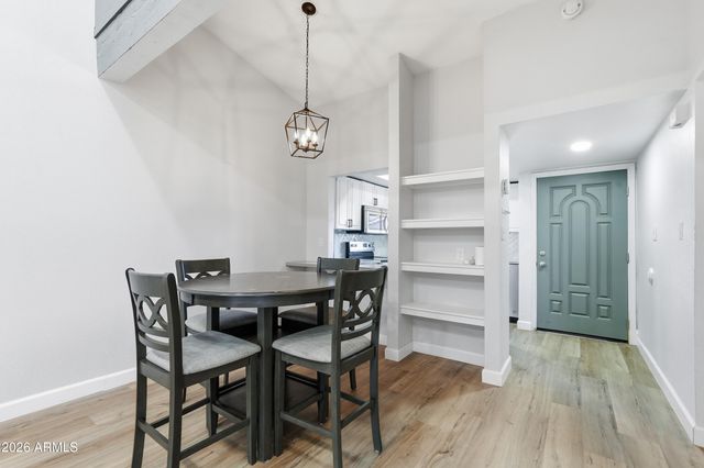 425 E CULLUMBER Avenue C, Gilbert, AZ 85234
