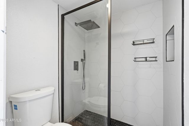 425 E CULLUMBER Avenue C, Gilbert, AZ 85234