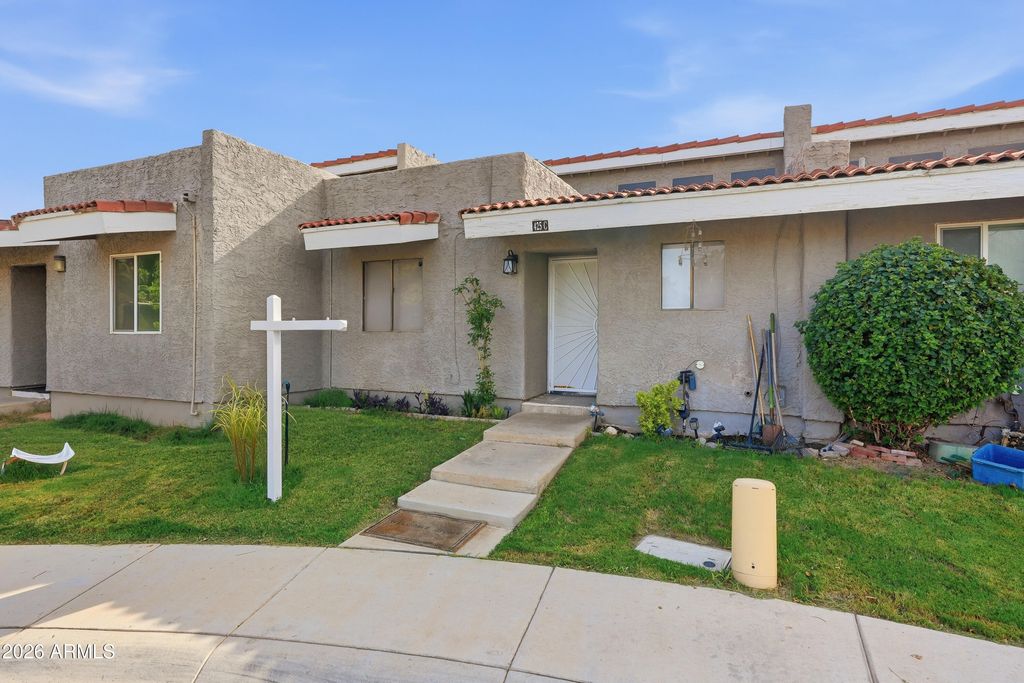 425 E CULLUMBER Avenue C, Gilbert, AZ 85234