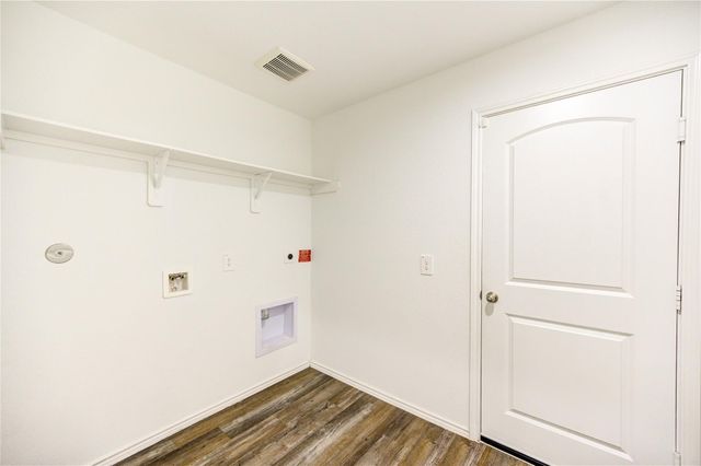 5406 Castlebury Meadows Drive, Spring, TX 77373