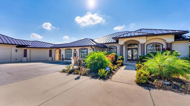 646 BOUNDARY BOULEVARD, Rotonda West, FL 33947