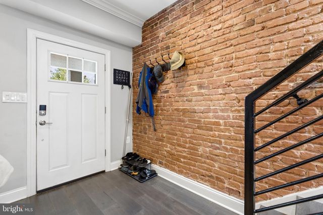 226 S ST NE, Washington, DC 20002