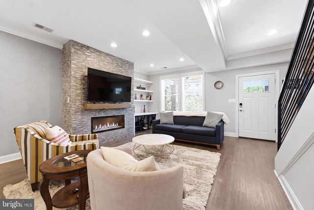 226 S ST NE, Washington, DC 20002